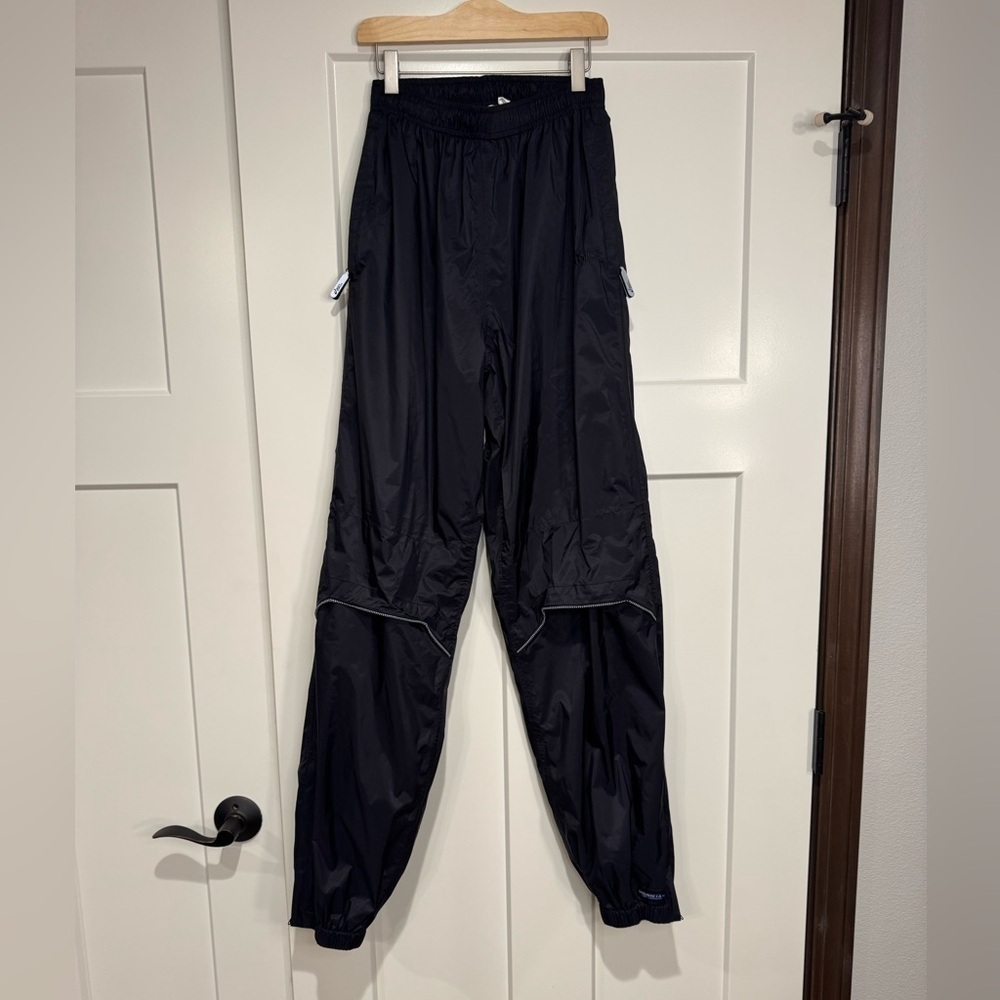ASICS Mens Waterproof Training Running Windbreaker Pants Reflective Detail - Picture 2 of 7